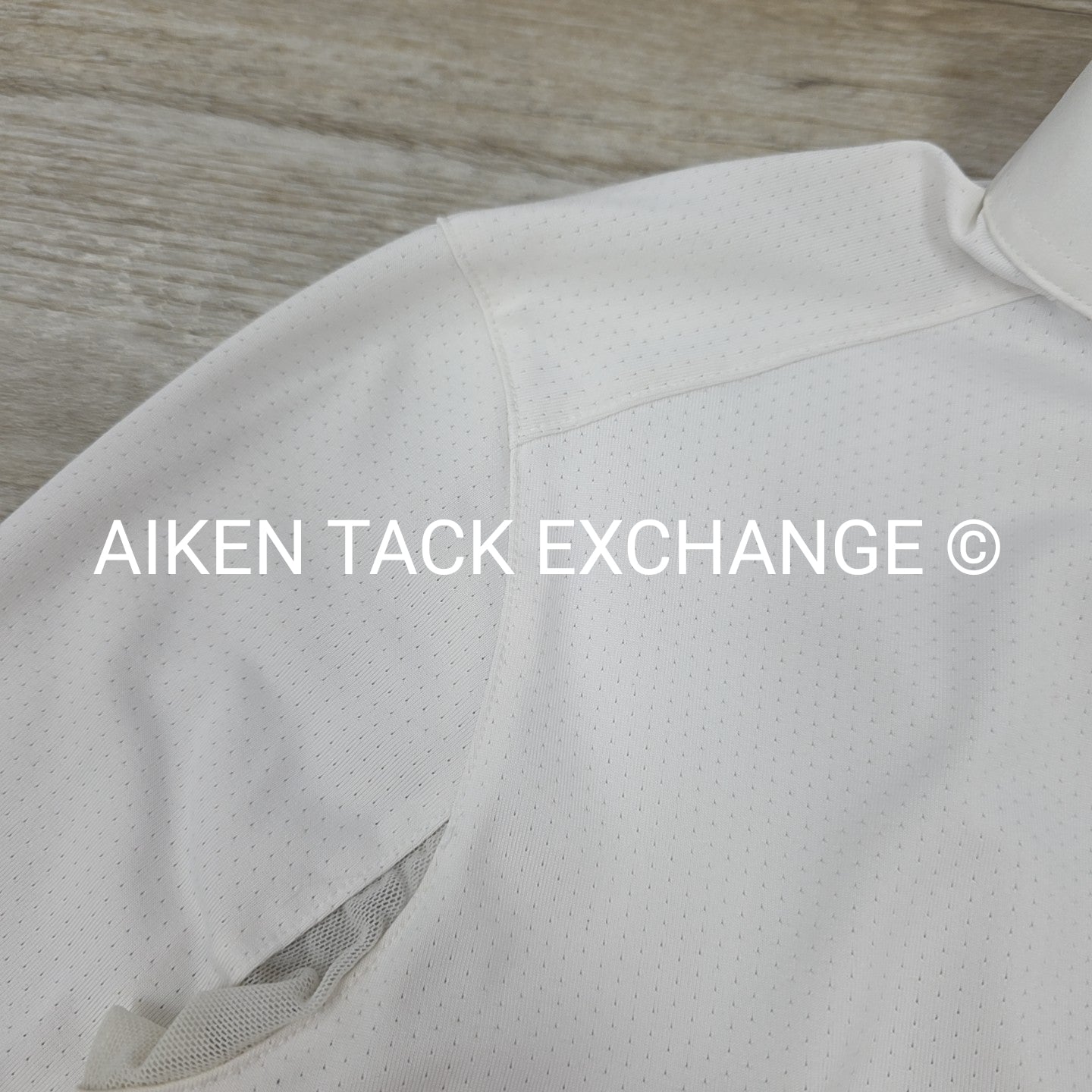 Essex Classics Talent Yarn Long Sleeve Sun Shirt Show Shirt, Size X-Small