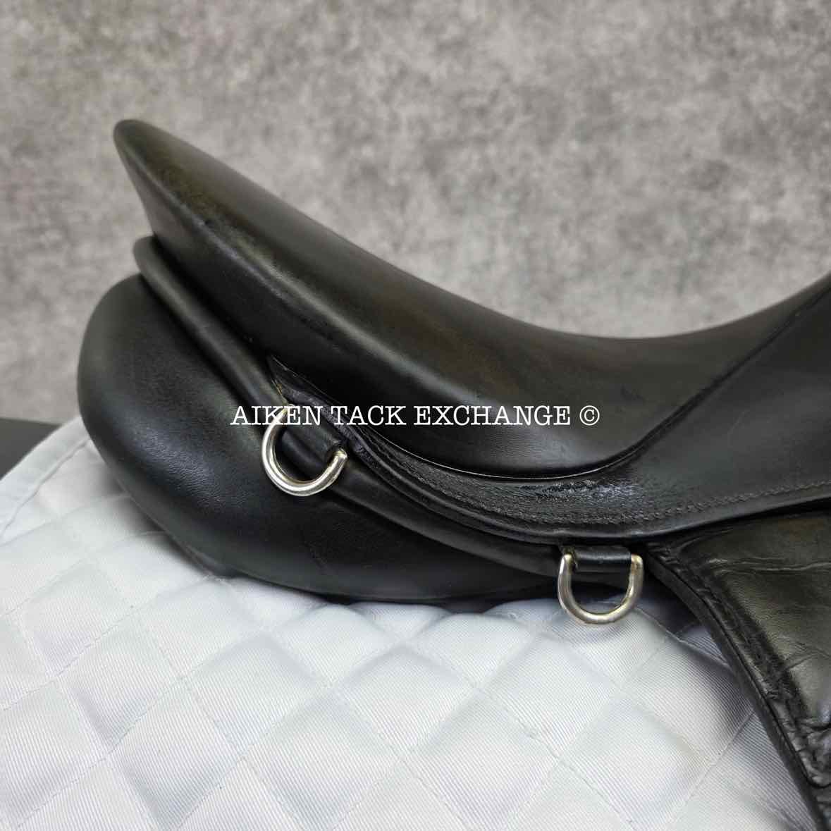Courbette Lemetex Aristokrat Dressage Saddle, 18" Seat, 31 Tree- Medium Wide, Wool Flocked Panels