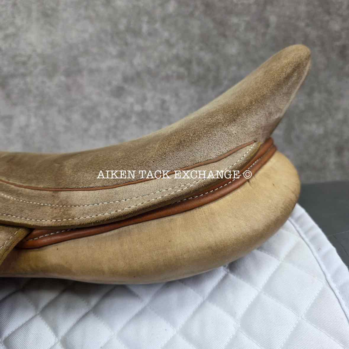 Merlo's American Style Suede Polo Saddle, 19" Seat, Narrow Tree, Foam Panels
