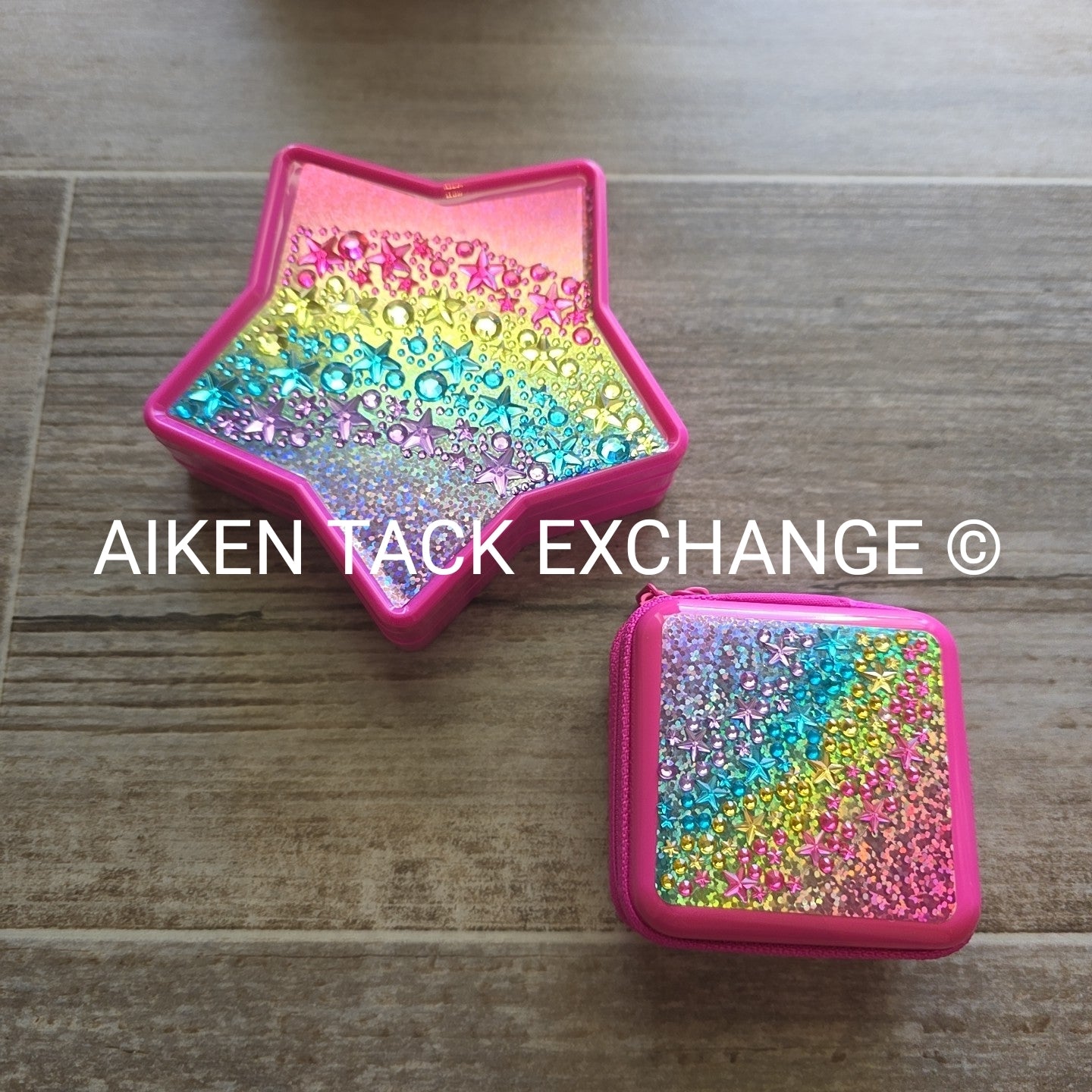 Claire's Beauty Set - 2 Makeup Palettes (1 Large, 1 Small)