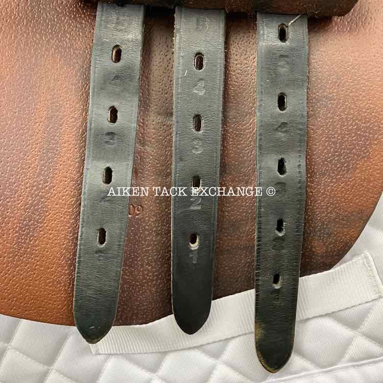 Beval LTD Close Contact Jump Saddle, 17" Seat, Medium Tree, Foam Panels