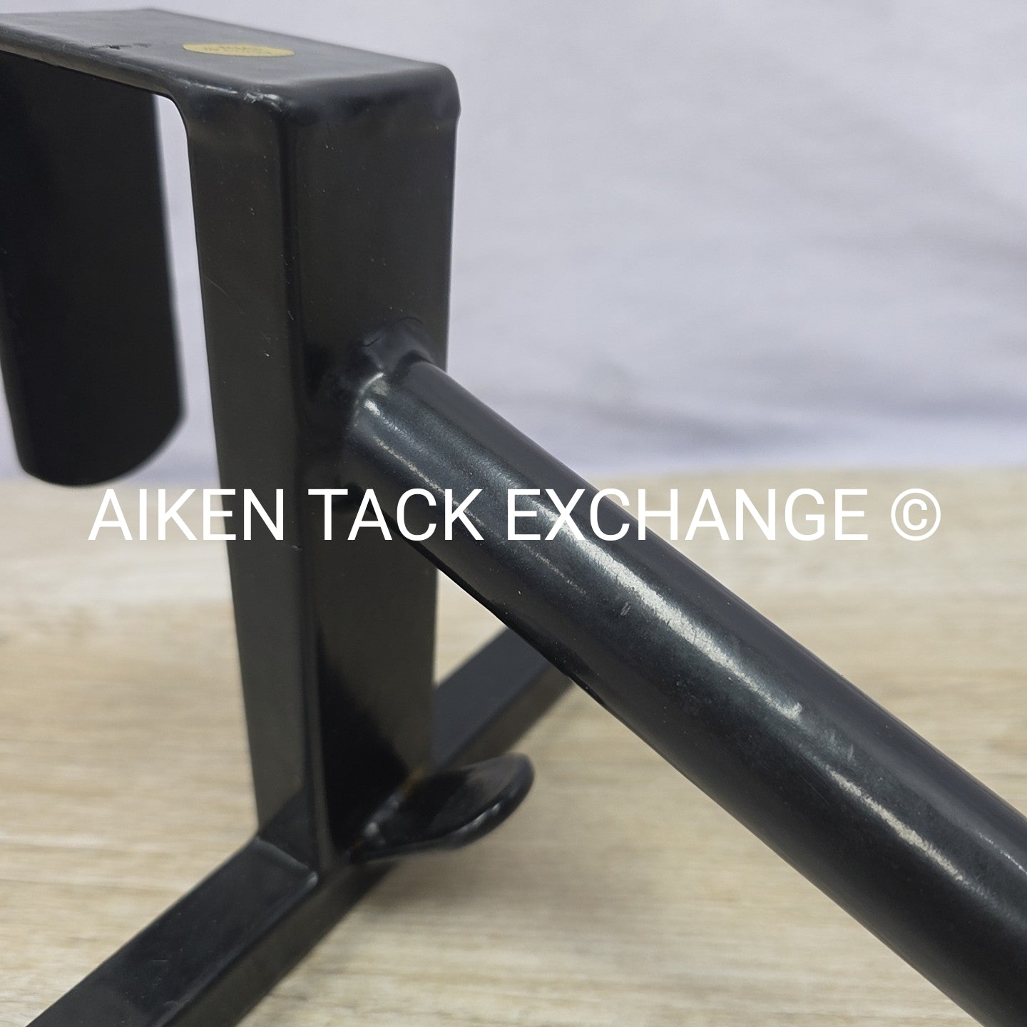 Hanging Single Saddle Rack