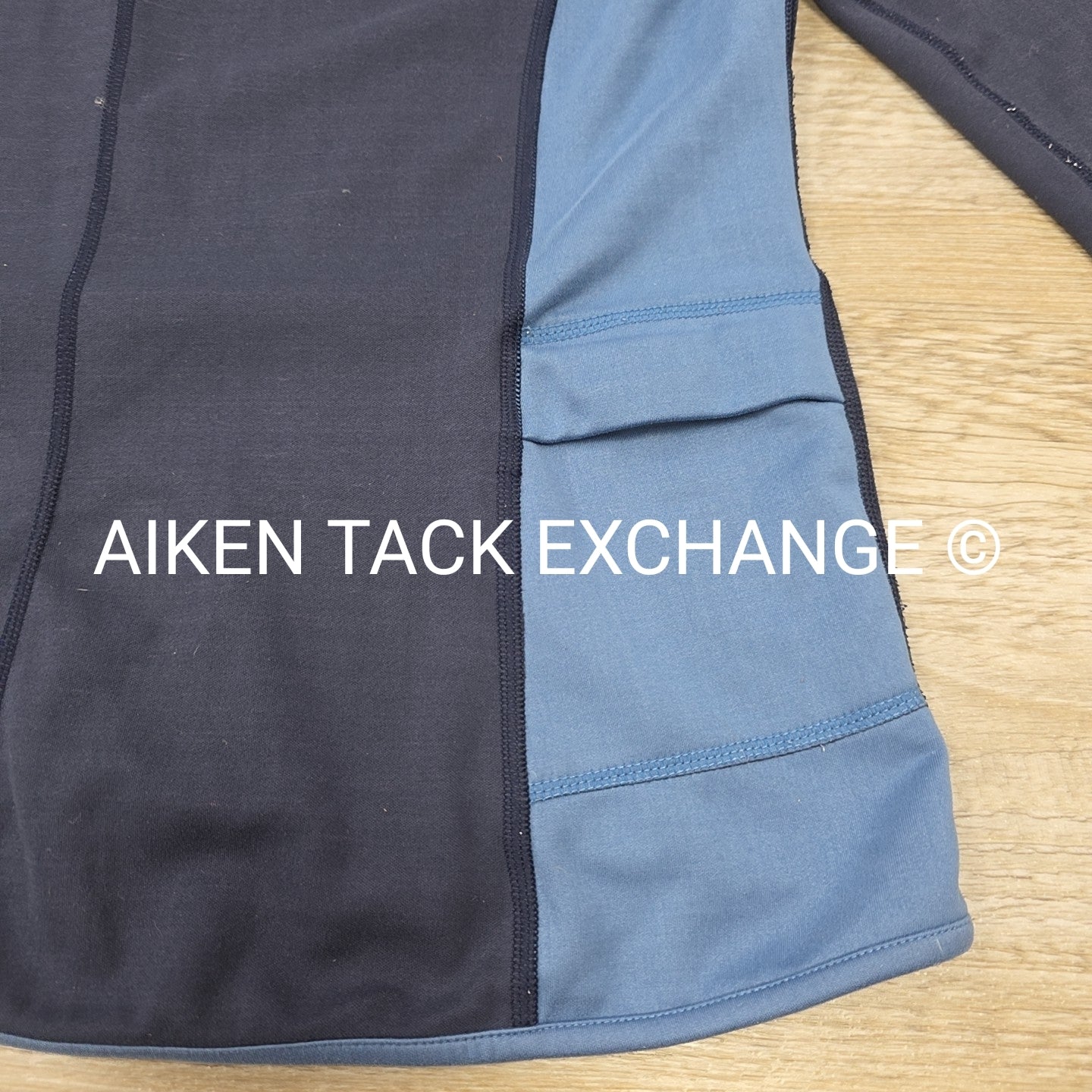 Irideon Long Sleeve 1/4 Zip Top, Size Large
