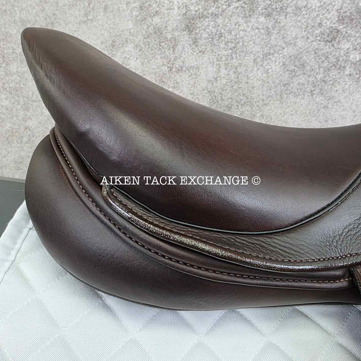 2021 Stubben Ascend Close Contact Jump Saddle, 18" Seat, 27cm Tree - Narrow, Wool Flocked Panels