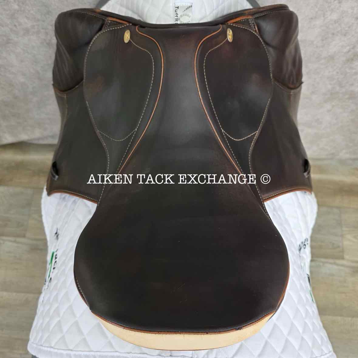 2004 Prestige Nona Garson Elite Close Contact Jump Saddle, 17" Seat, 33 Tree - Medium, Foam Panels