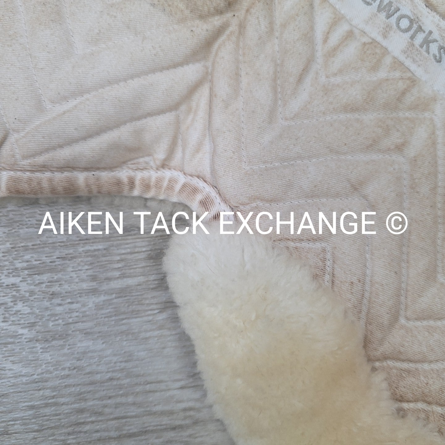 Fleeceworks Sheepskin Classic All Purpose Half Pad with Rolled Edges, Size Pony