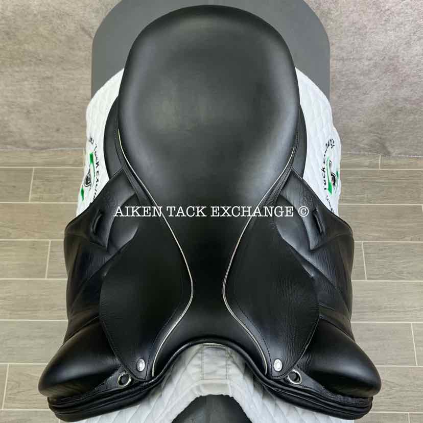 **SOLD** 2017 Devoucoux Makila S Monoflap Dressage Saddle, 18" Seat, 3A Flap, Medium Wide Tree, Foam D3D Panels, Buffalo Leather