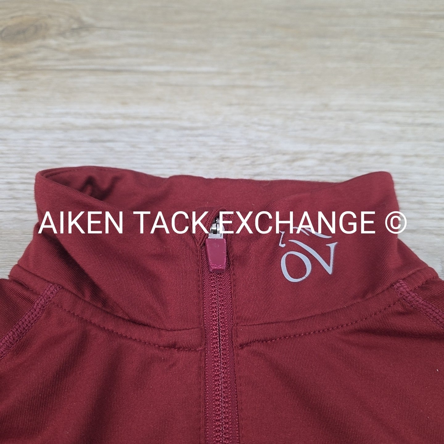 Ovation Long Sleeve 1/4 Zip Top, Size Medium