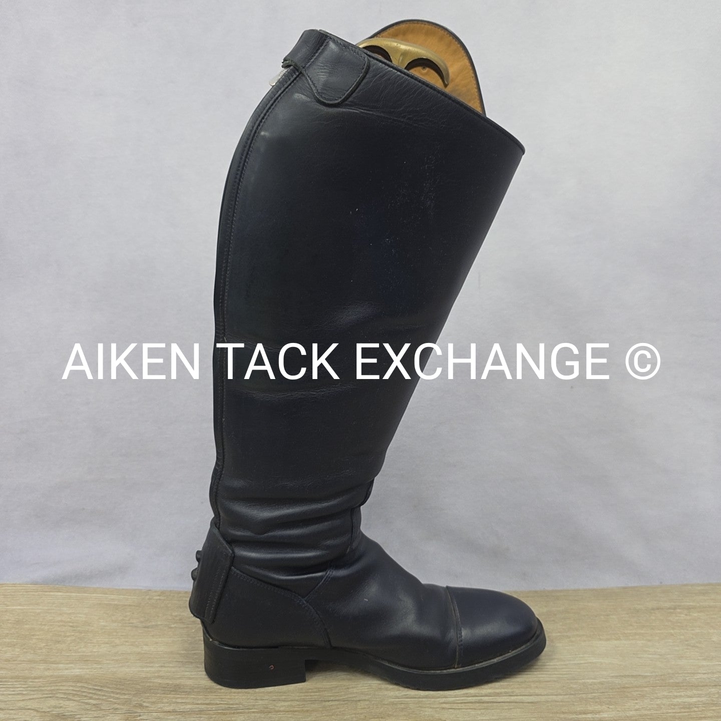 Romitelli Dress Boot with Matching Spur Straps, Size 39 Height 45 Width 44