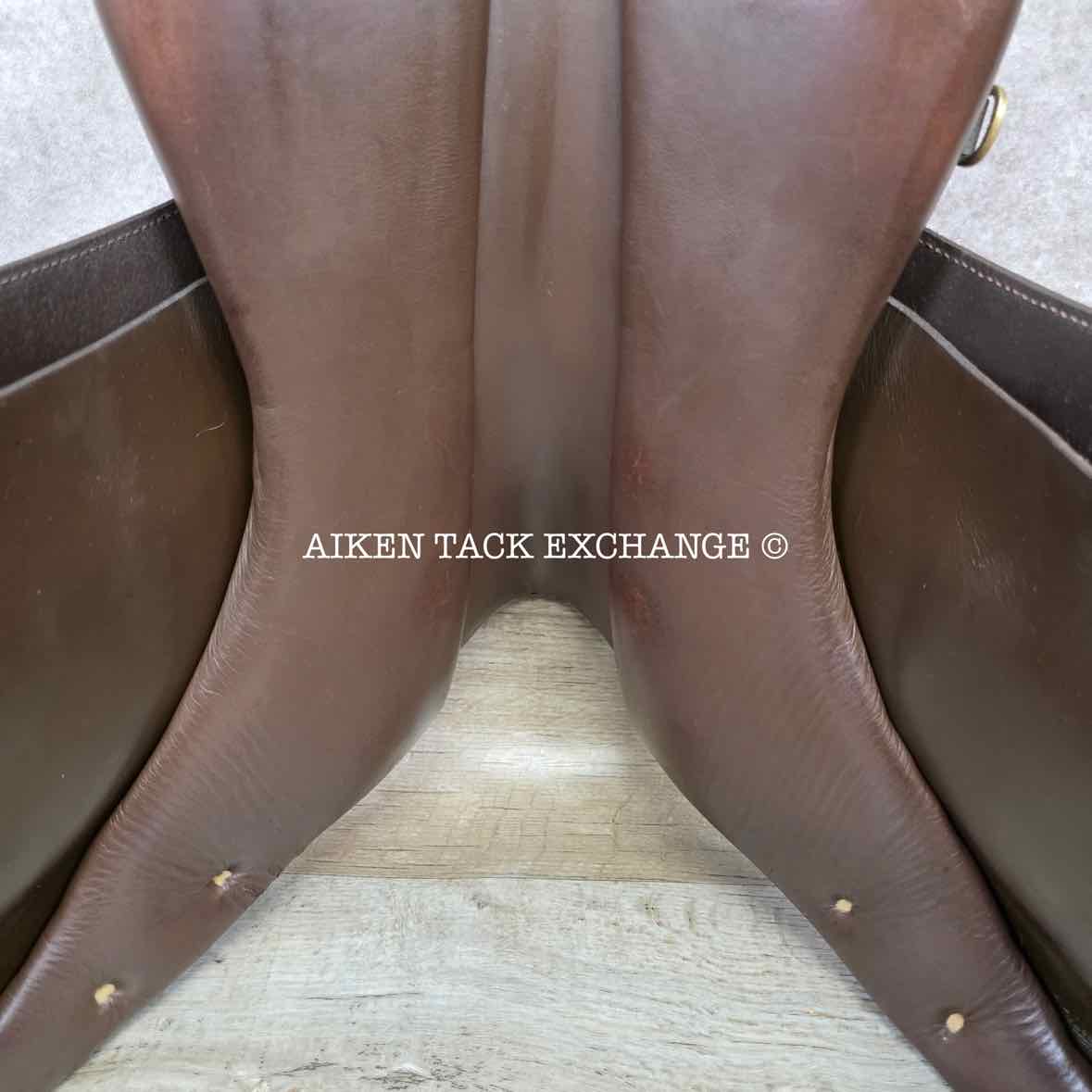 **SOLD** Collegiate Senior Event All Purpose Saddle, 16.5" Seat, Medium Tree, Foam Panels