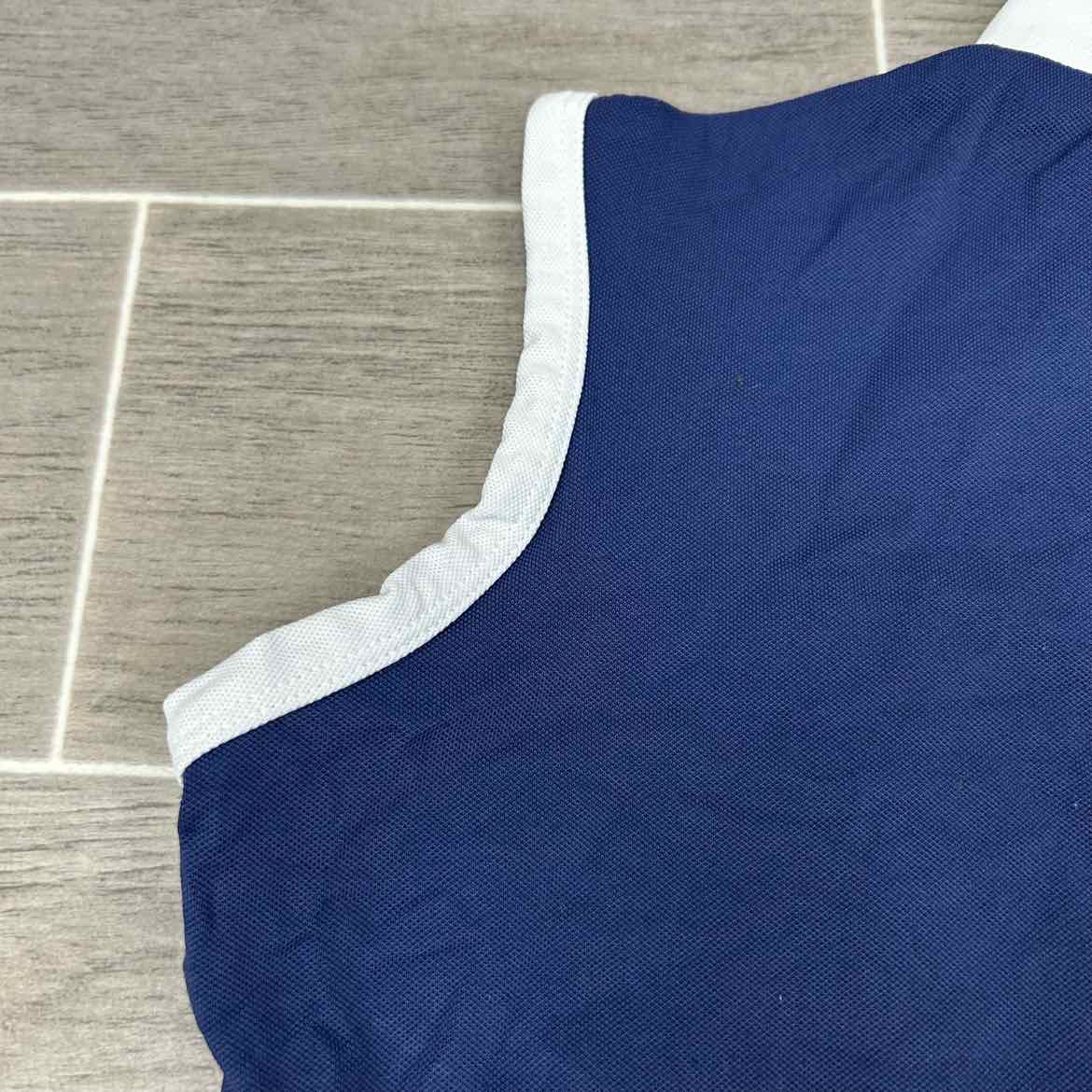B Vertigo Show Time Sleeveless Show Shirt, Size Medium