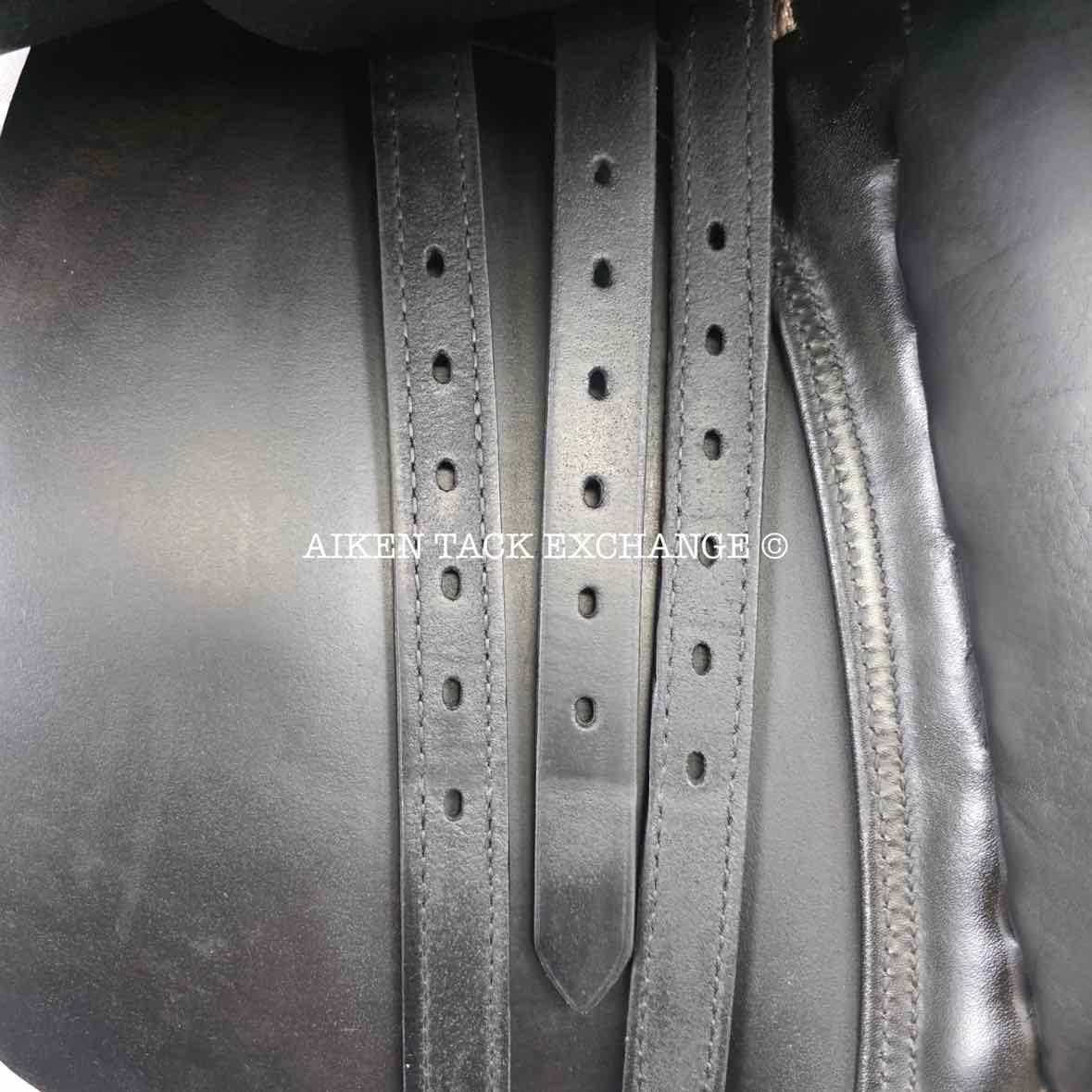 2004 Stubben Scandica DL Dressage Saddle, 17.5" Seat, 32cm Tree - Wide, Wool Flocked Panels