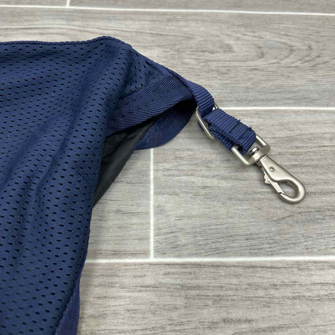 Back on Track Mesh Neck Cover, 72"