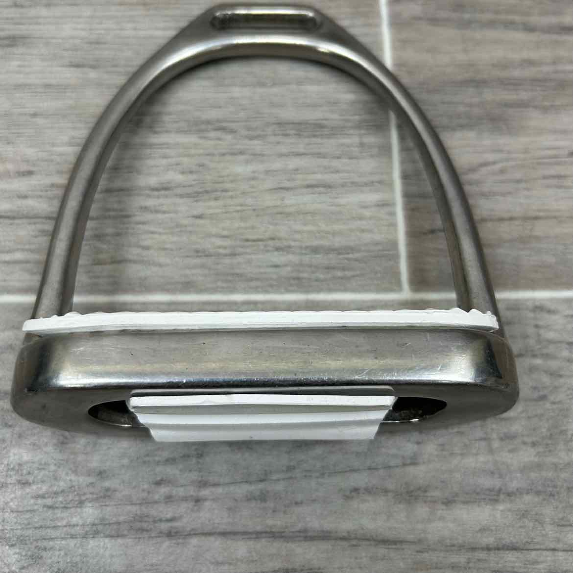 Fillis Stirrup Irons 4.25"