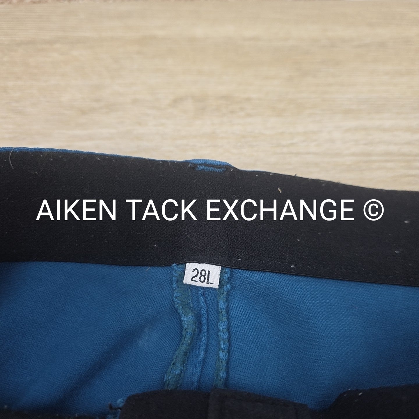 BARGAIN BUNDLE: SmartPak Silicone Grip Full Seat Breeches & Pikeur Knee Patch, S