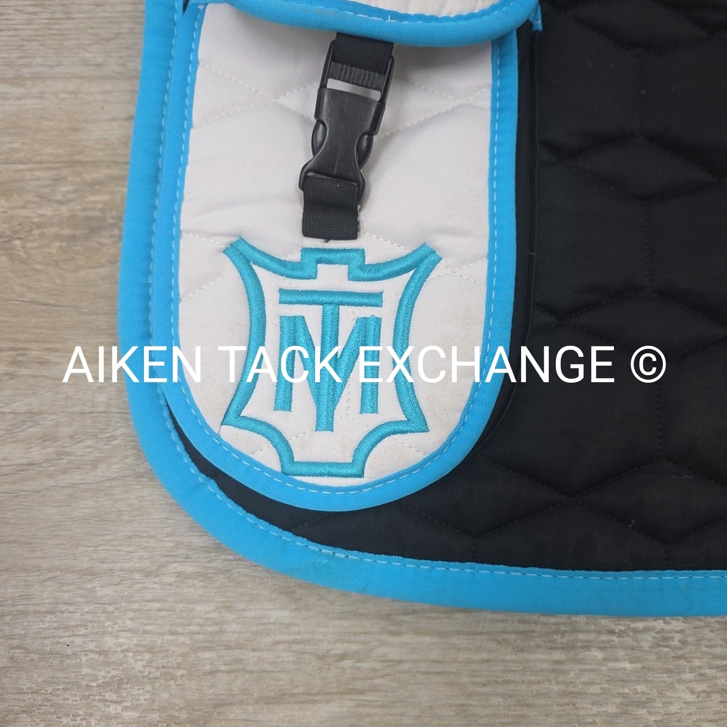 Mattes Dressage Trekking Saddle Pad with Sheepskin, Size Medium