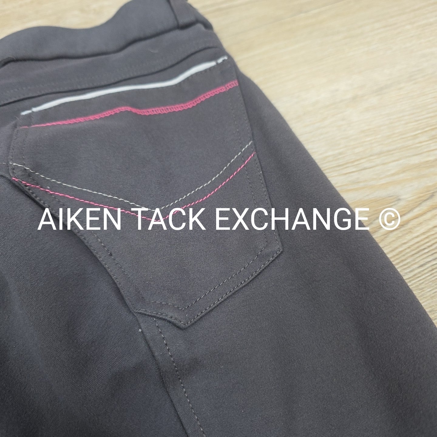 HR Farm Knee Patch Breeches, Size 28