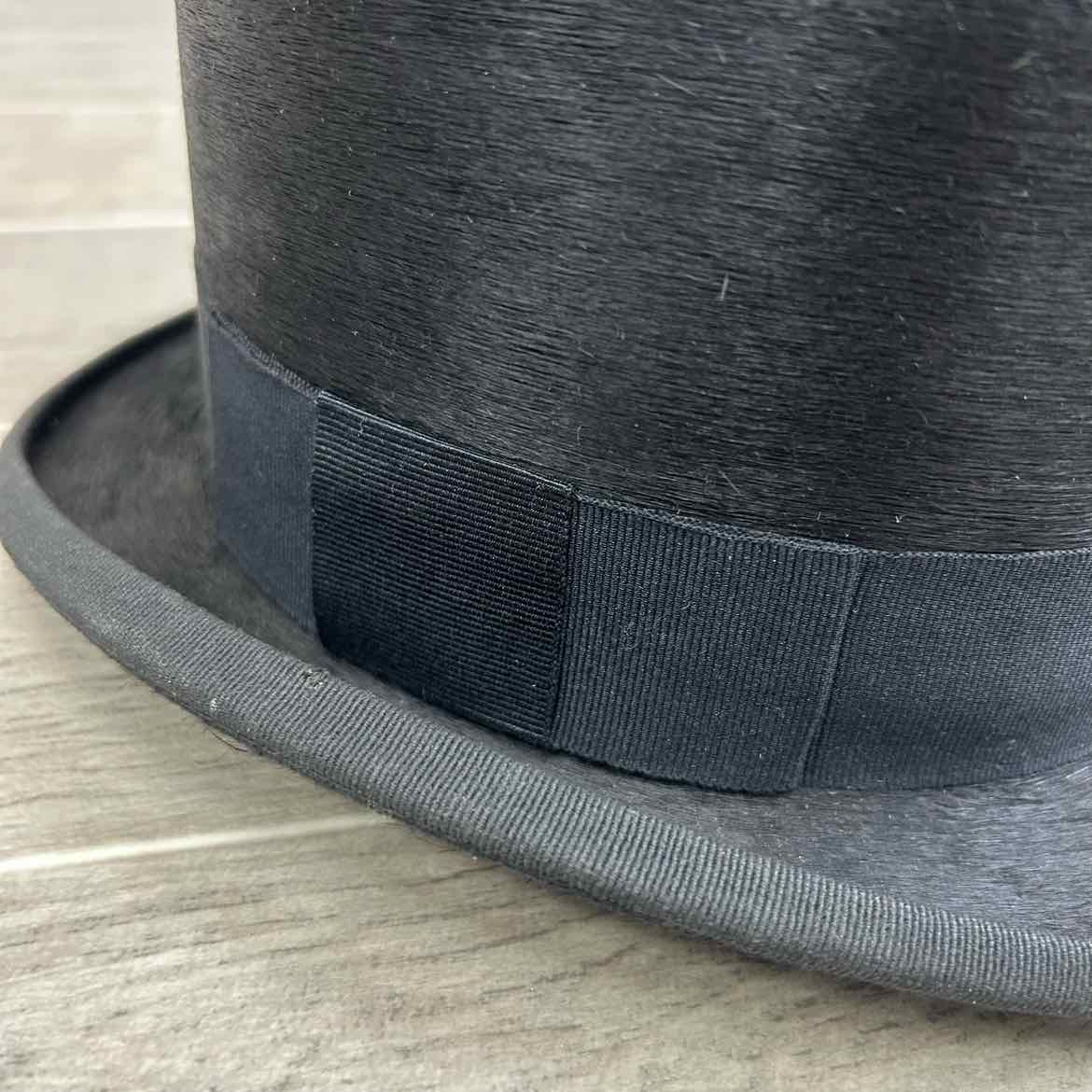 Authentic Pajk Klobuki 4" Top Hat, Size 6 3/4