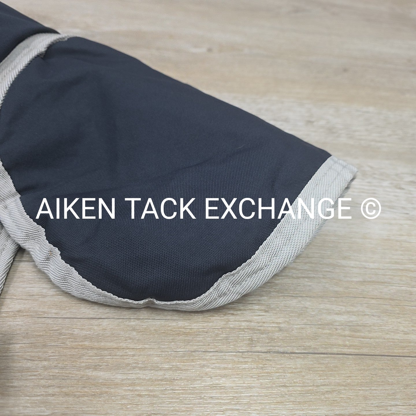 Horseware Amigo Hero 6 Petite Plus 200 G Fill Turnout Blanket, 42"