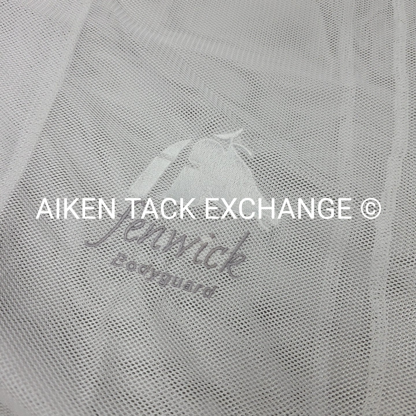 Fenwick Equestrian BodyGuard Mesh Cooler, White (has some marks) 62"