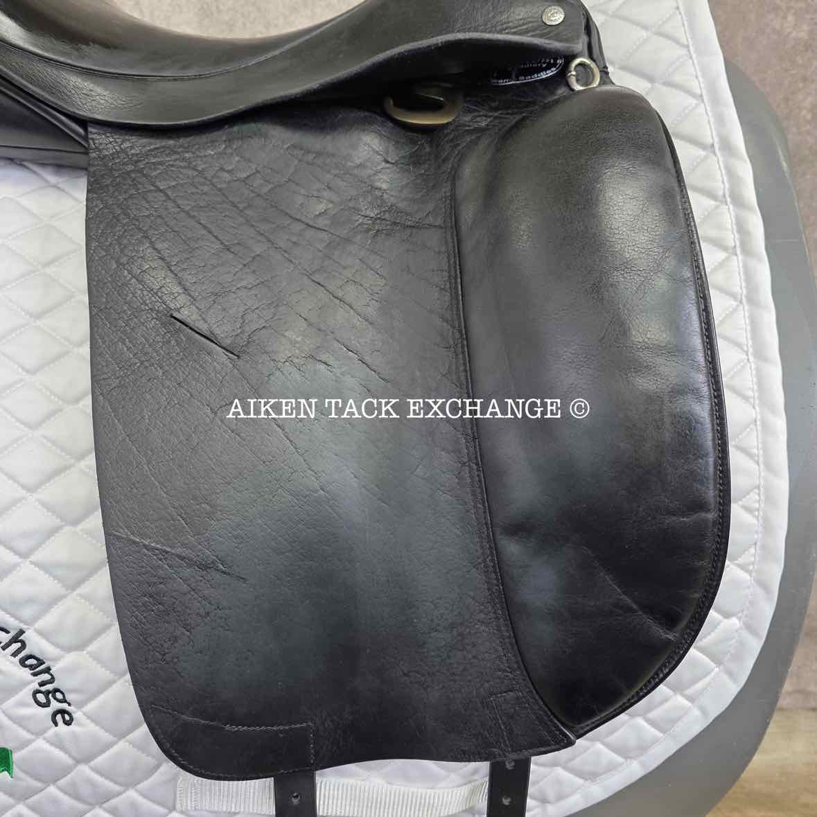 2004 Custom Saddlery Advantage Dressage Saddle, 17.5" Seat, Adjustable Tree, Wool Flocked Panels
