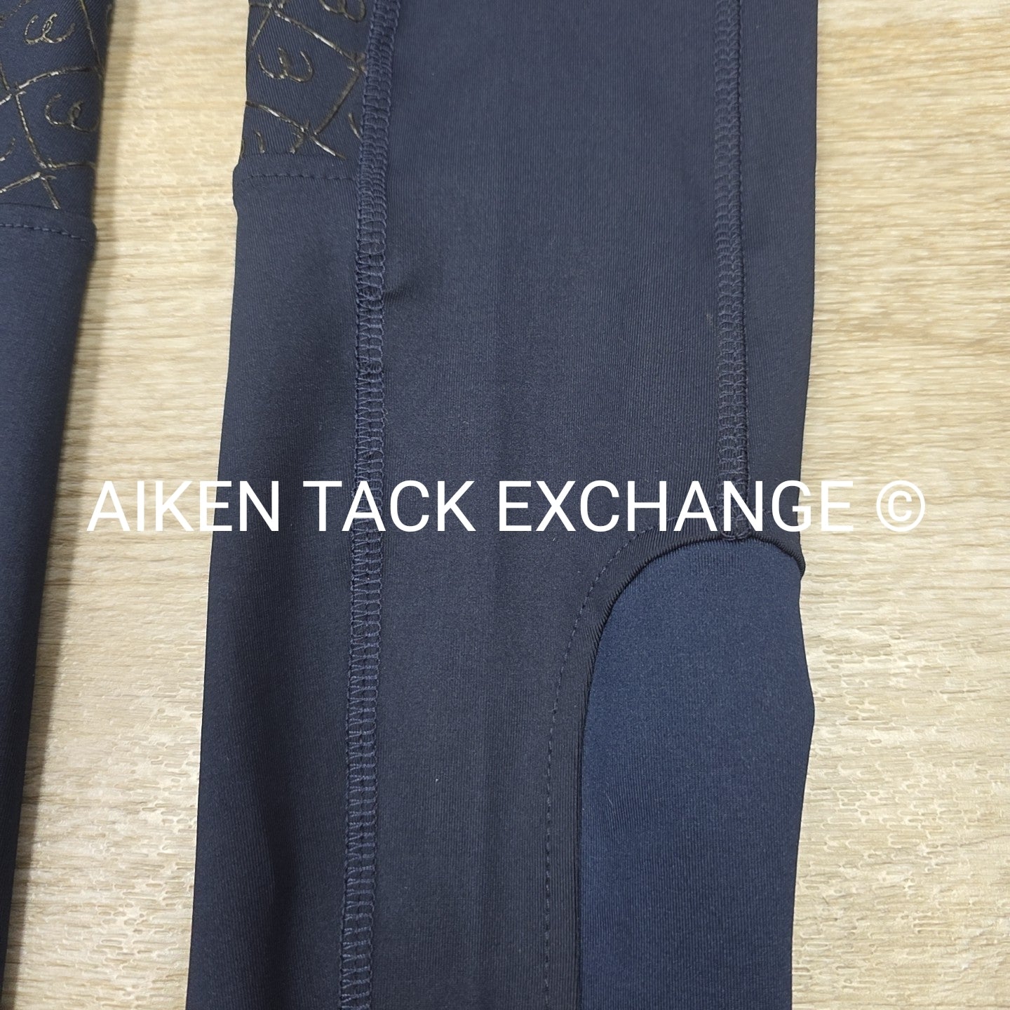 Ovation AeroWick Silicone Grip Full Seat Tights, Size Large