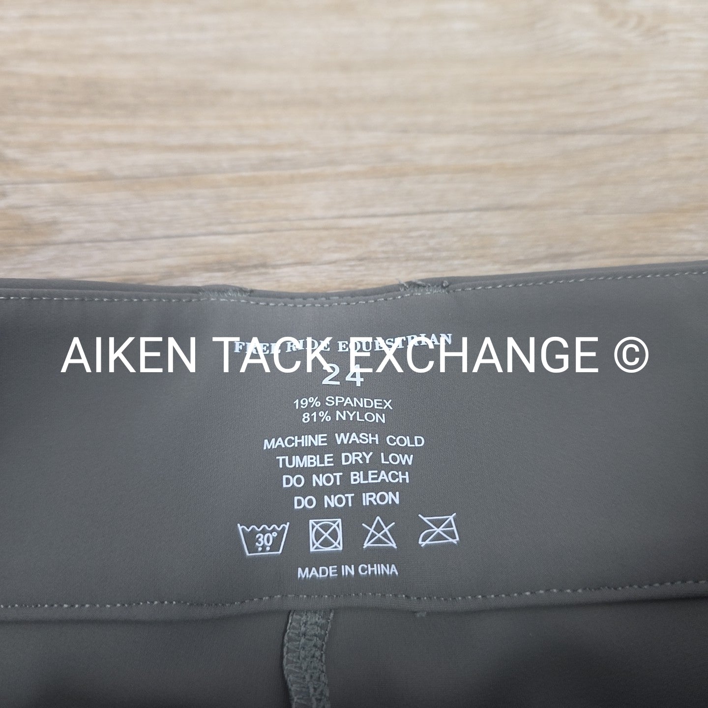 Free Ride Equestrian Lux Zip Full Seat Breeches, Size 24