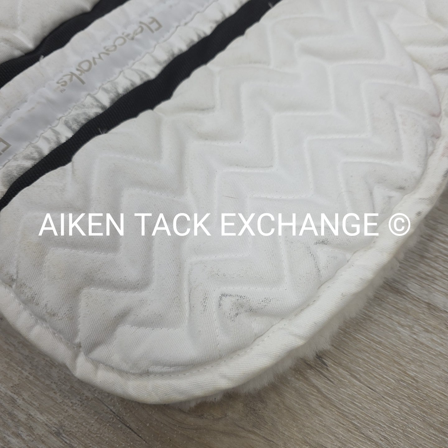 Fleeceworks FXK Sheepskin Half Pad w/ Plain Edge