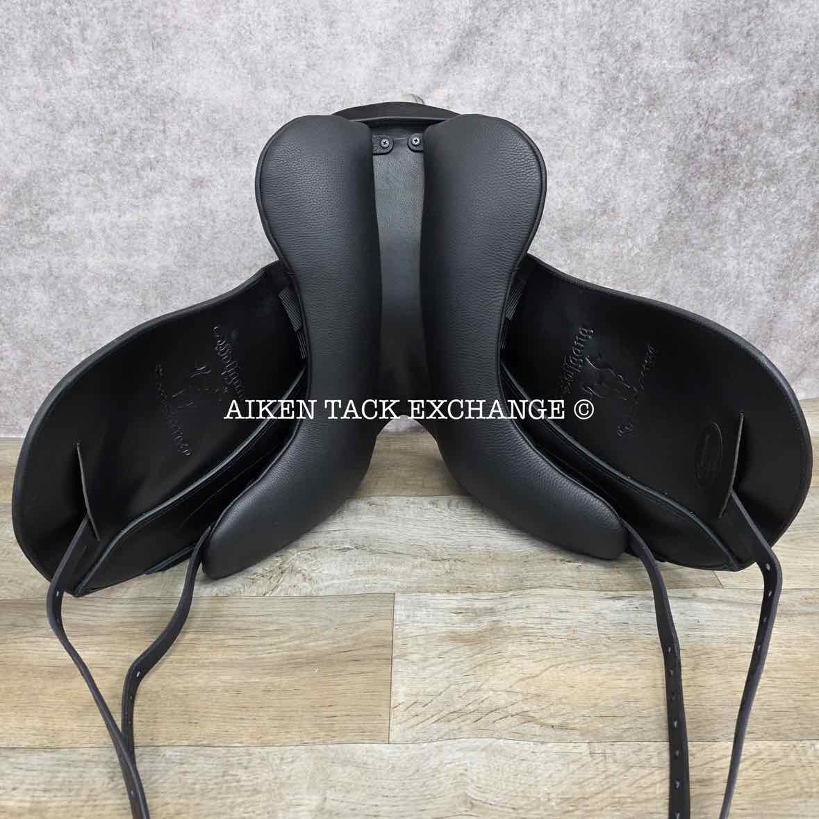 2025 Custom Saddlery Wolfgang Constanze 2 Monoflap Dressage Saddle, 17.5" Seat, Adjustable Tree, Wool Flocked Panels