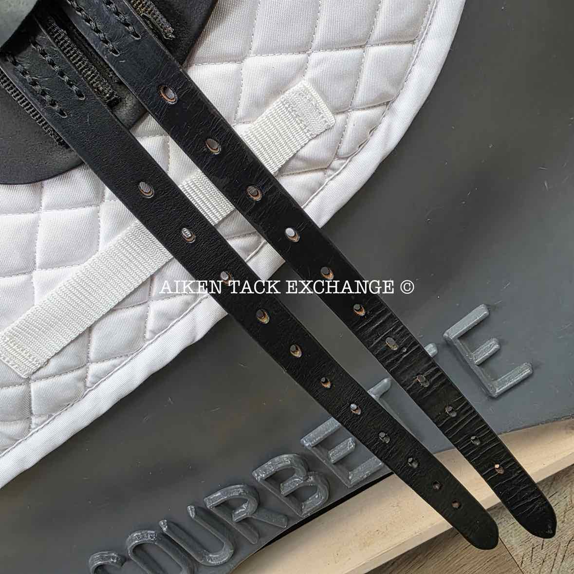 Anky Dressage Saddle, 17.5" Seat, Medium Wide Tree, Wool Flocked Panels