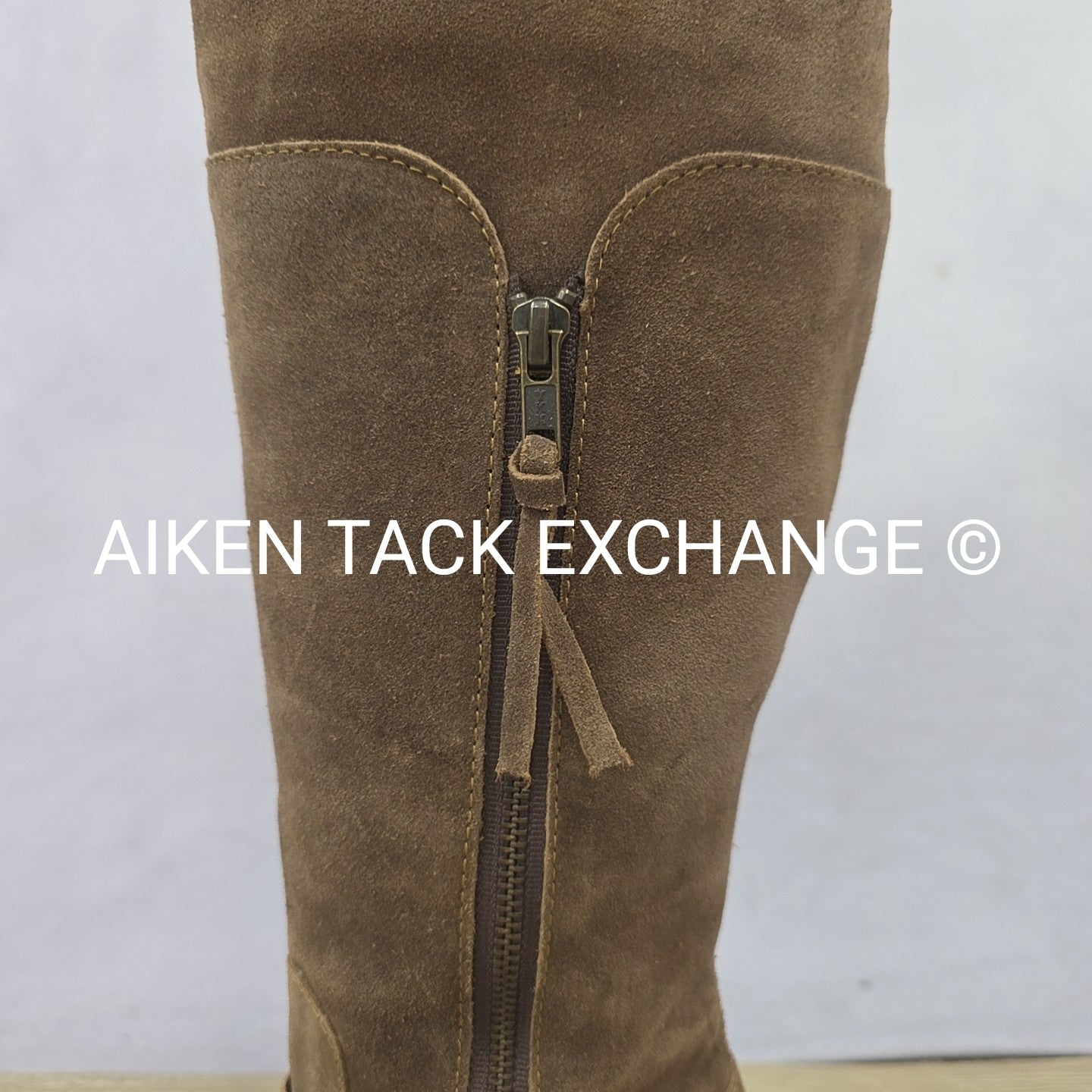 Born Boots, Women's 6.5 (blemishes)