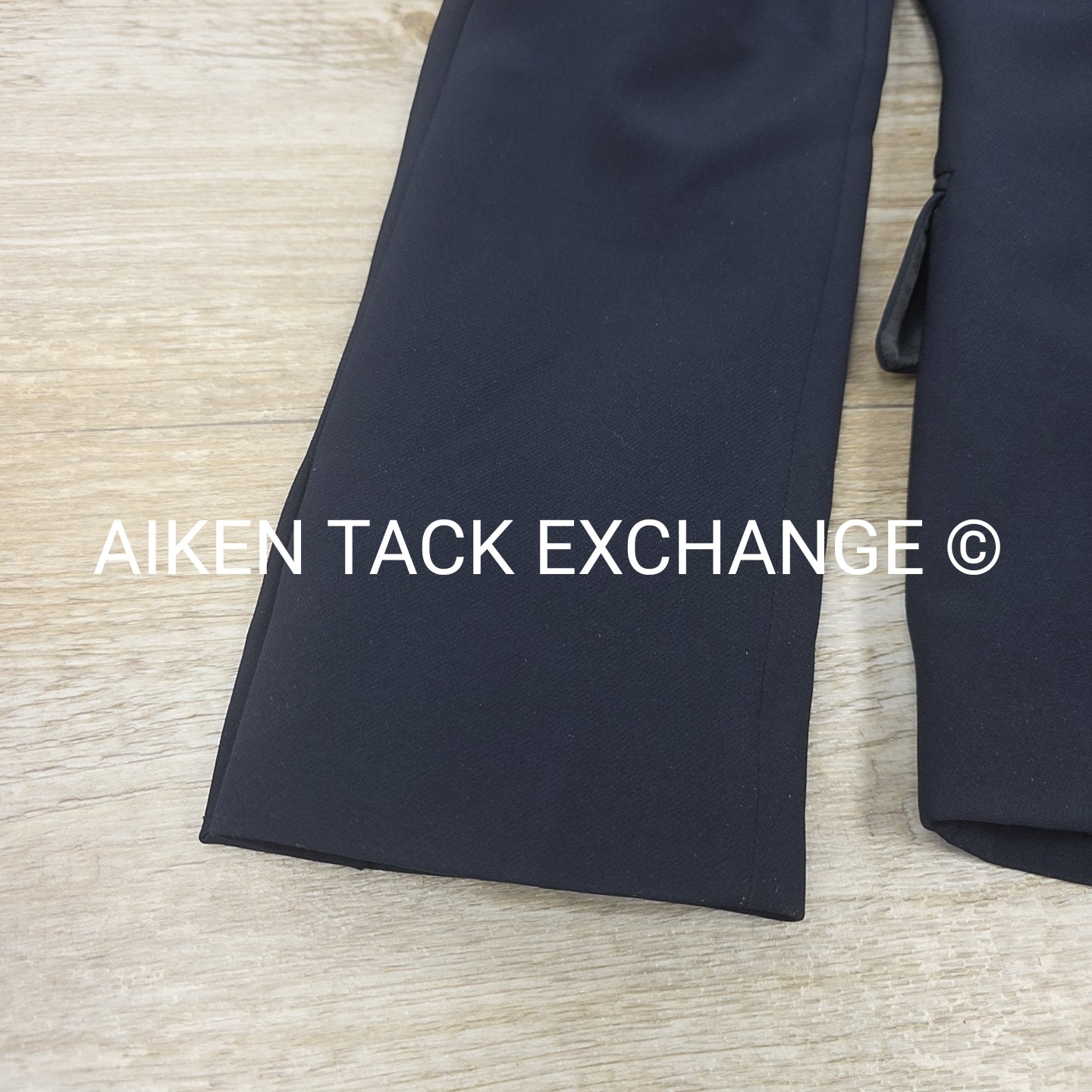 Tredstep Symphony Show Coat, Size 6