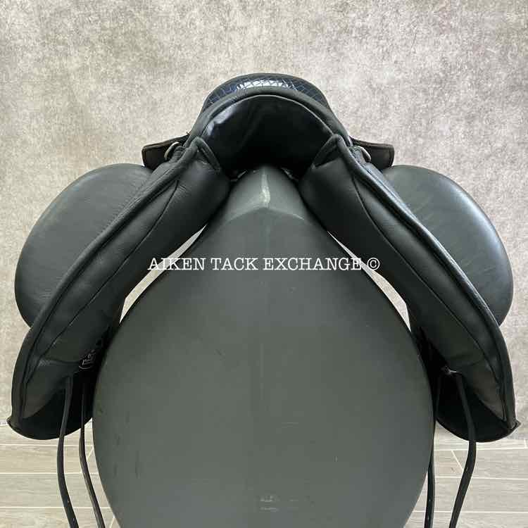 **SOLD** 2020 Custom Saddlery Wolfgang Omni Monoflap Dressage Saddle, 17.5" Seat, Adjustable Tree, Wool Flocked Panels