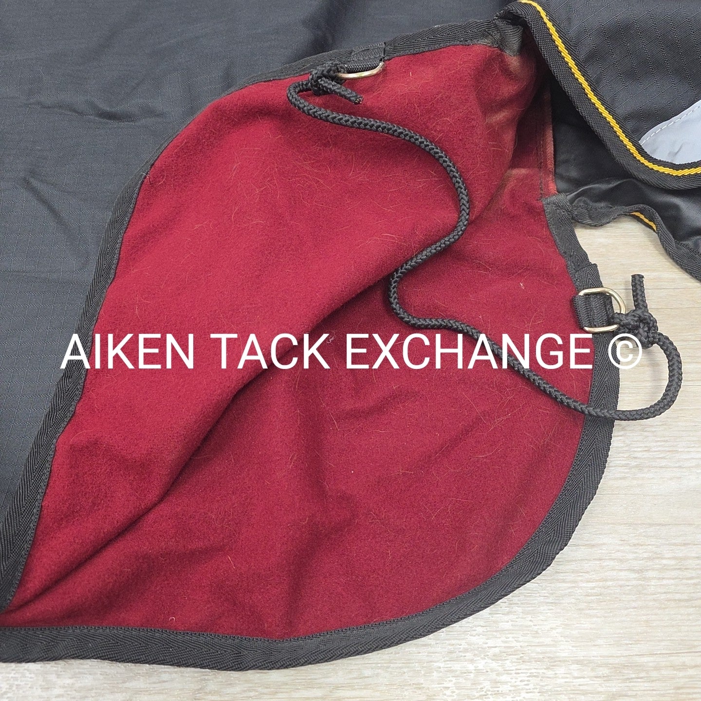 Bucas Quarter Sheet, Size Medium