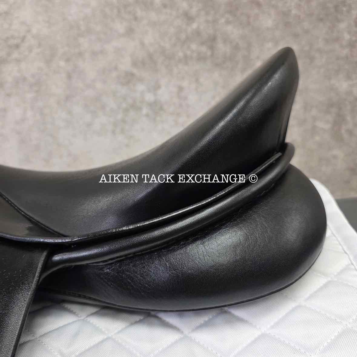 2006 Passier Corona Dressage Saddle, 18" Seat, Long Flap, Medium Wide Tree, Wool Flocked Panels