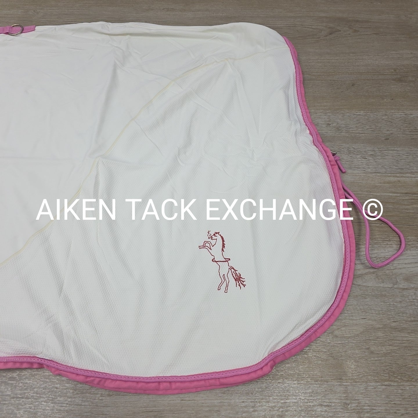 Fenwick Equestrian Pop Star Dress Sheet Sporty Cooler, 68"