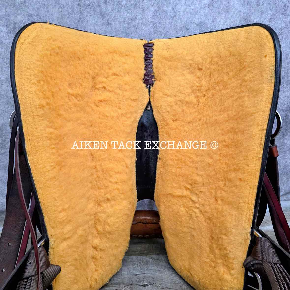 2004 Circle Y 1651 Park & Trail Western Saddle, 16" Seat, Regular Flex Lite Tree - Semi QH Bars