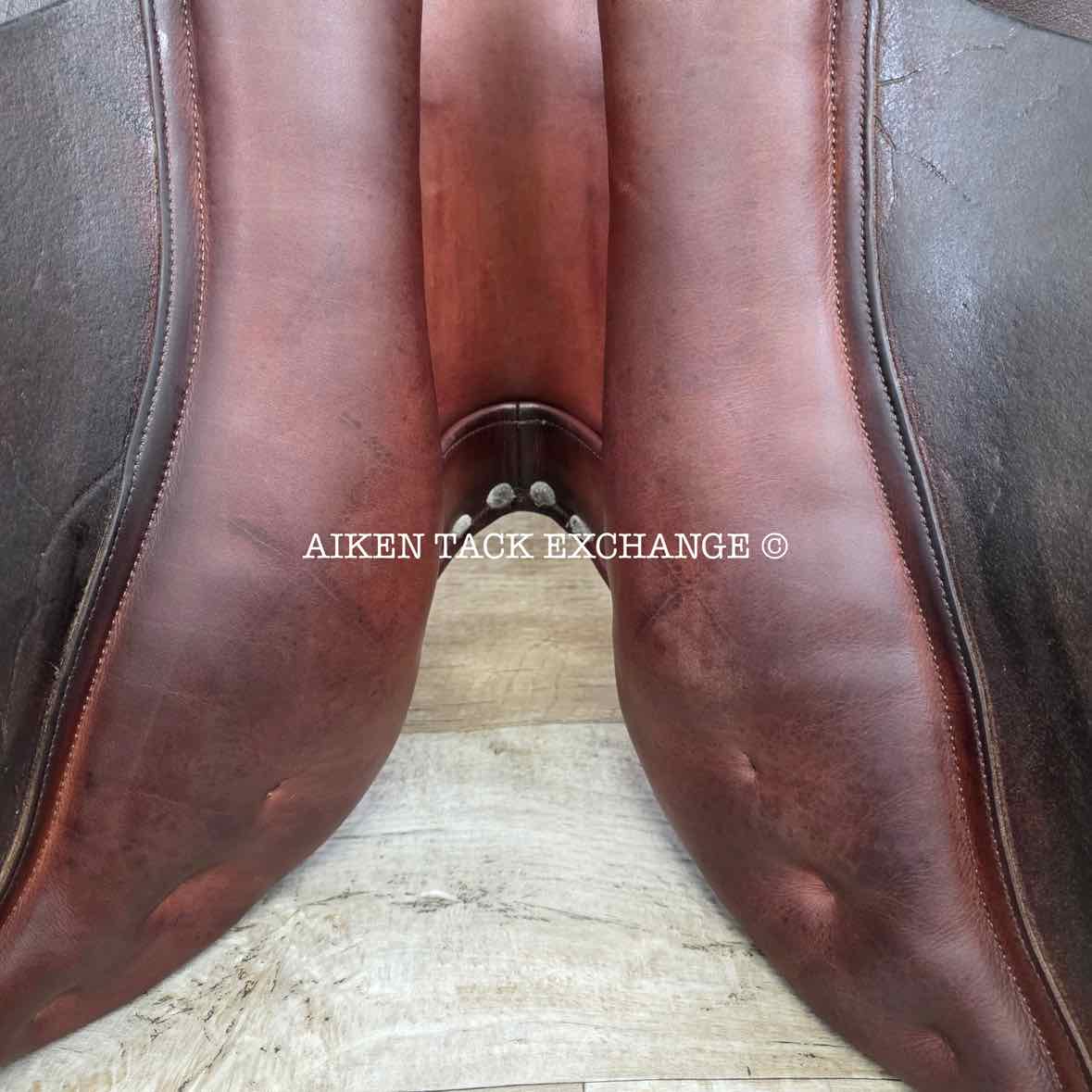 2008 Frank Baines Elan Close Contact Jump Saddle, 17.5" Seat, Medium Tree, Wool Flocked Panels