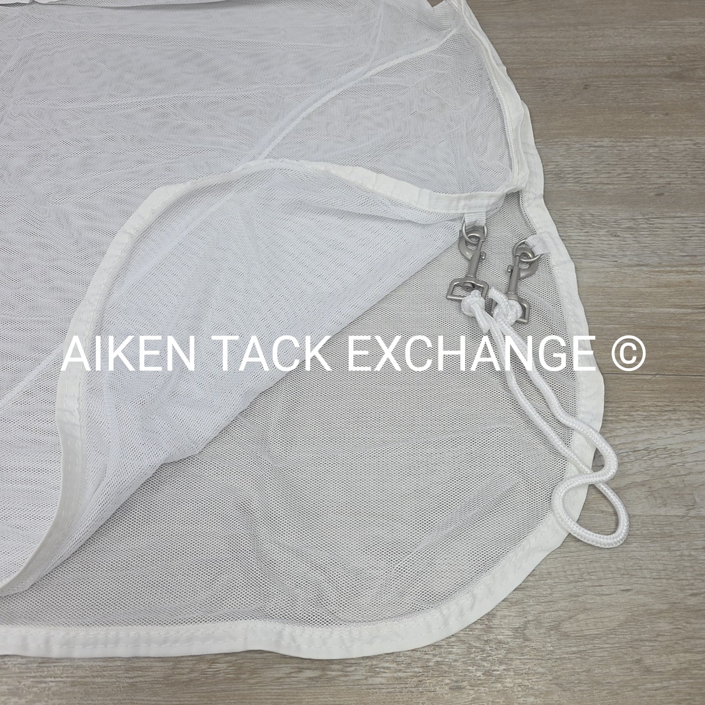 Fenwick Equestrian BodyGuard Mesh Cooler, White (has some marks) 60"