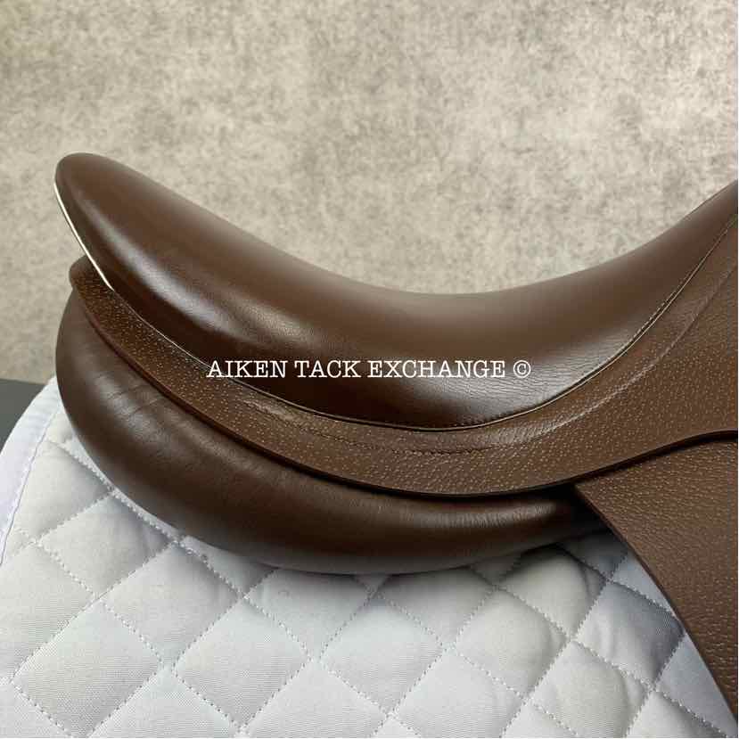2010 Prestige Archimede 2 Close Contact Jump Saddle, 16.5" Seat, 32 Tree - Medium (Adjustable), Foam Panels