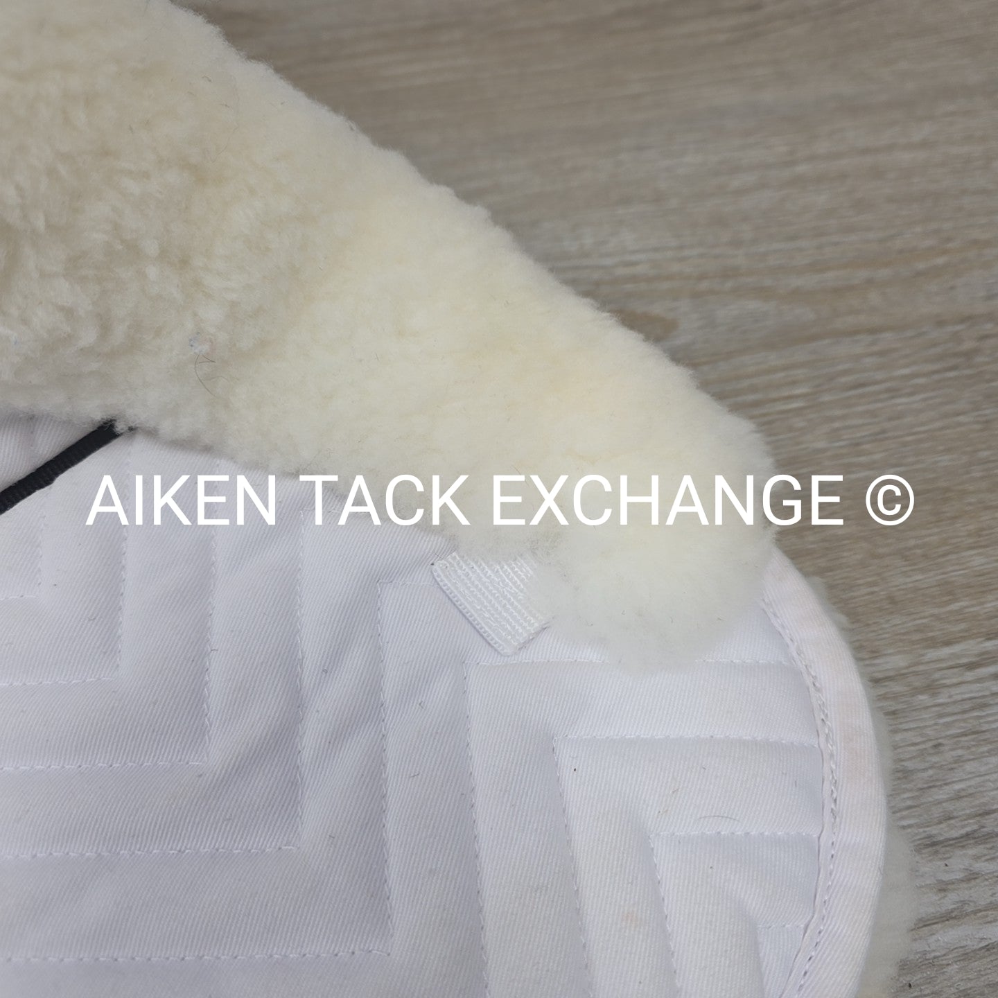 Fleeceworks FXK Classic Sheepskin Half Pad with Rolled Edges, Medium