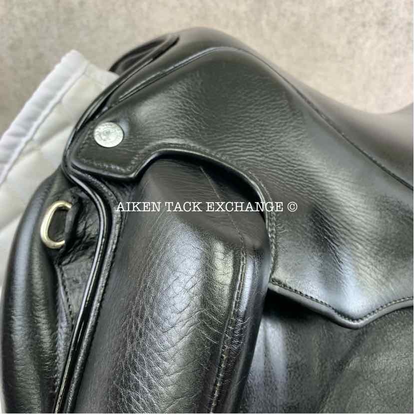 **SOLD** 2020 Tota Freedom PRO 2 Monoflap Dressage Saddle, 19" Seat, Adjustable Tree, Wool Flocked Panels