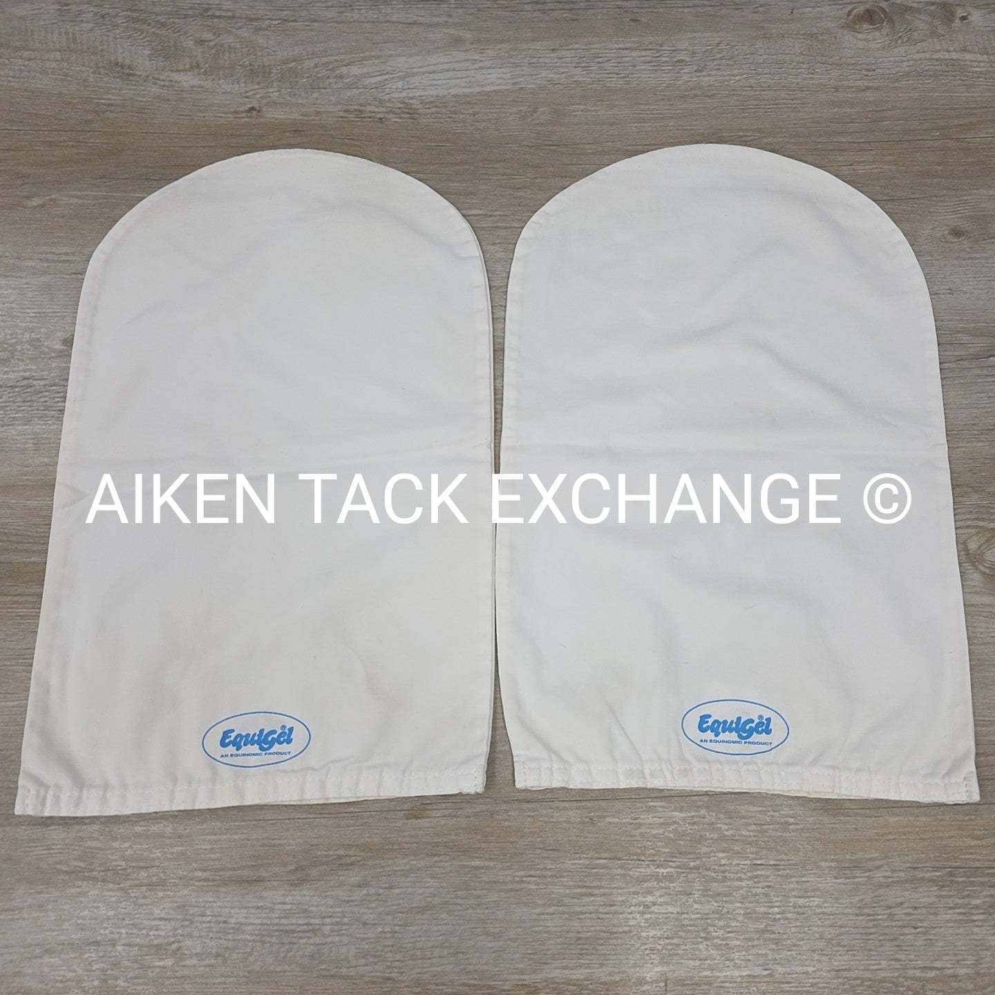 BARGAIN BUNDLE: EquiGel Half Pad with 7 Extra Covers