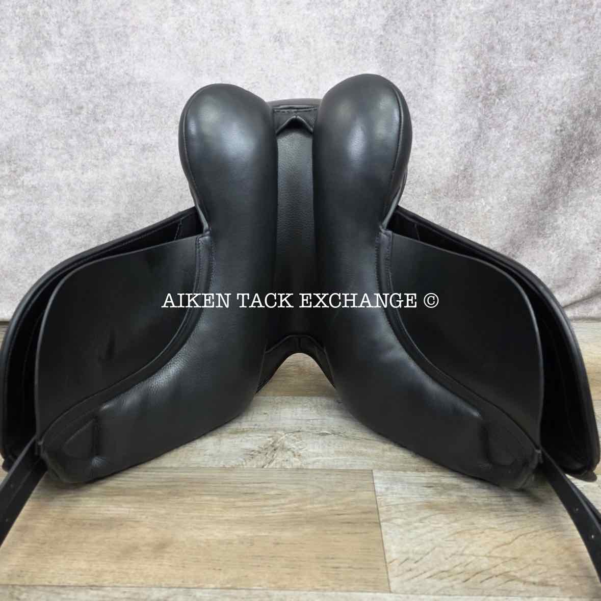 **SOLD** Gullikson Jerger-Genser Dressage Saddle, 17.5" Seat, Extra Short Flap, Wide Tree, Wool Flocked Panels