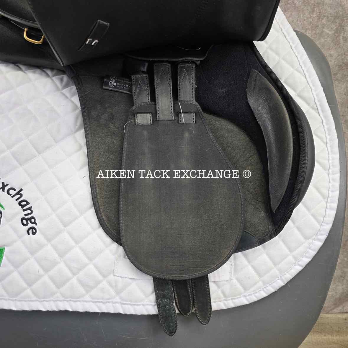 **SOLD** 2009 Wintec 2000 All Purpose Saddle, 17" Seat, Adjustable Tree - Changeable Gullet, CAIR Panels