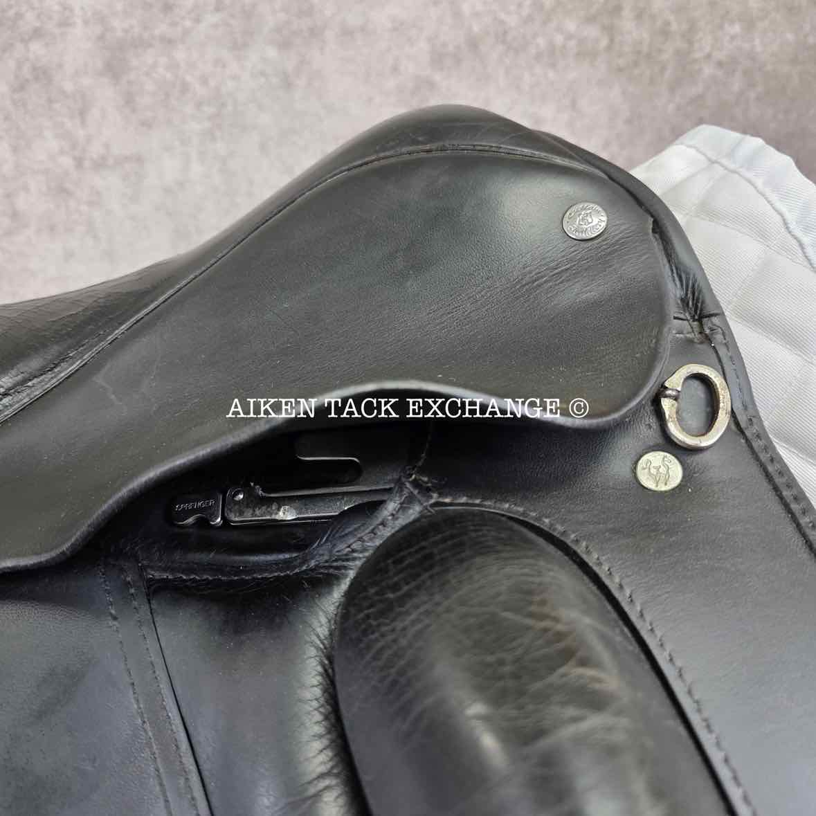 2009 Custom Saddlery Signature Wolfgang Solo Dressage Saddle, 17" Seat, Adjustable Tree, Wool Flocked Panels