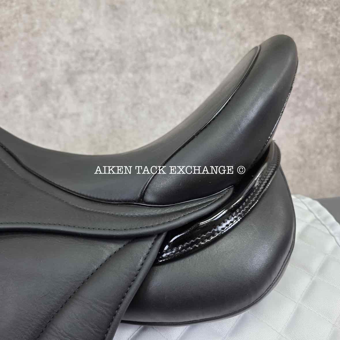 2022 JC Performance Line P2 Monoflap Dressage Saddle, 17.5" Seat, 34 Tree - MW, Wool Flocked Pony Panels