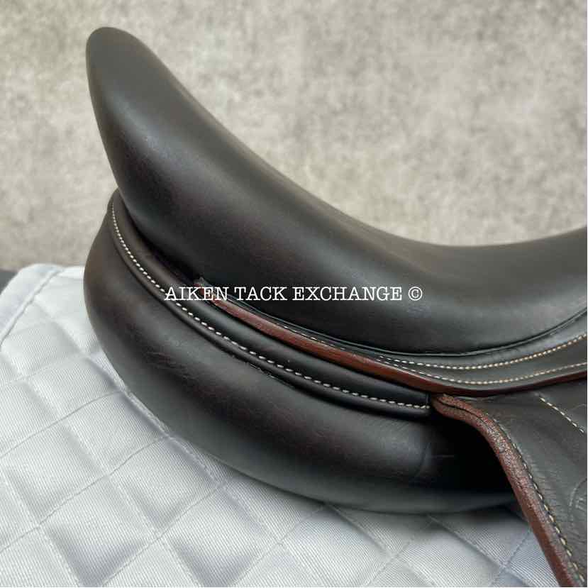 2005 Devoucoux Makila Monoflap Dressage Saddle, 18" Seat, 3A Flap, Medium/Medium Wide Tree, Foam Panels