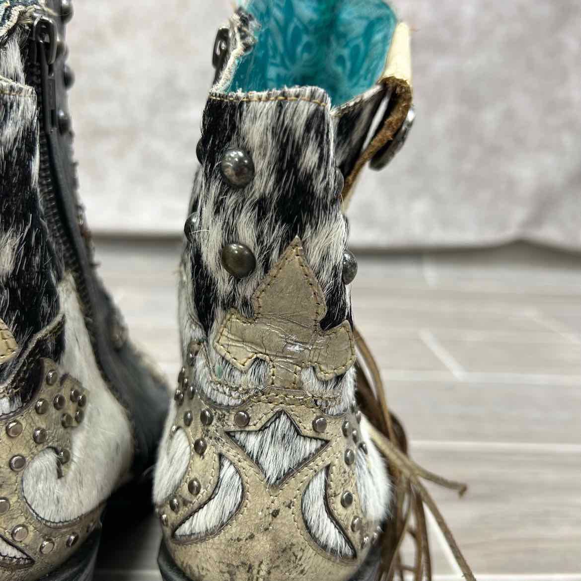 Corral Cow Hide with Fringe Western Boots, Size 7.5