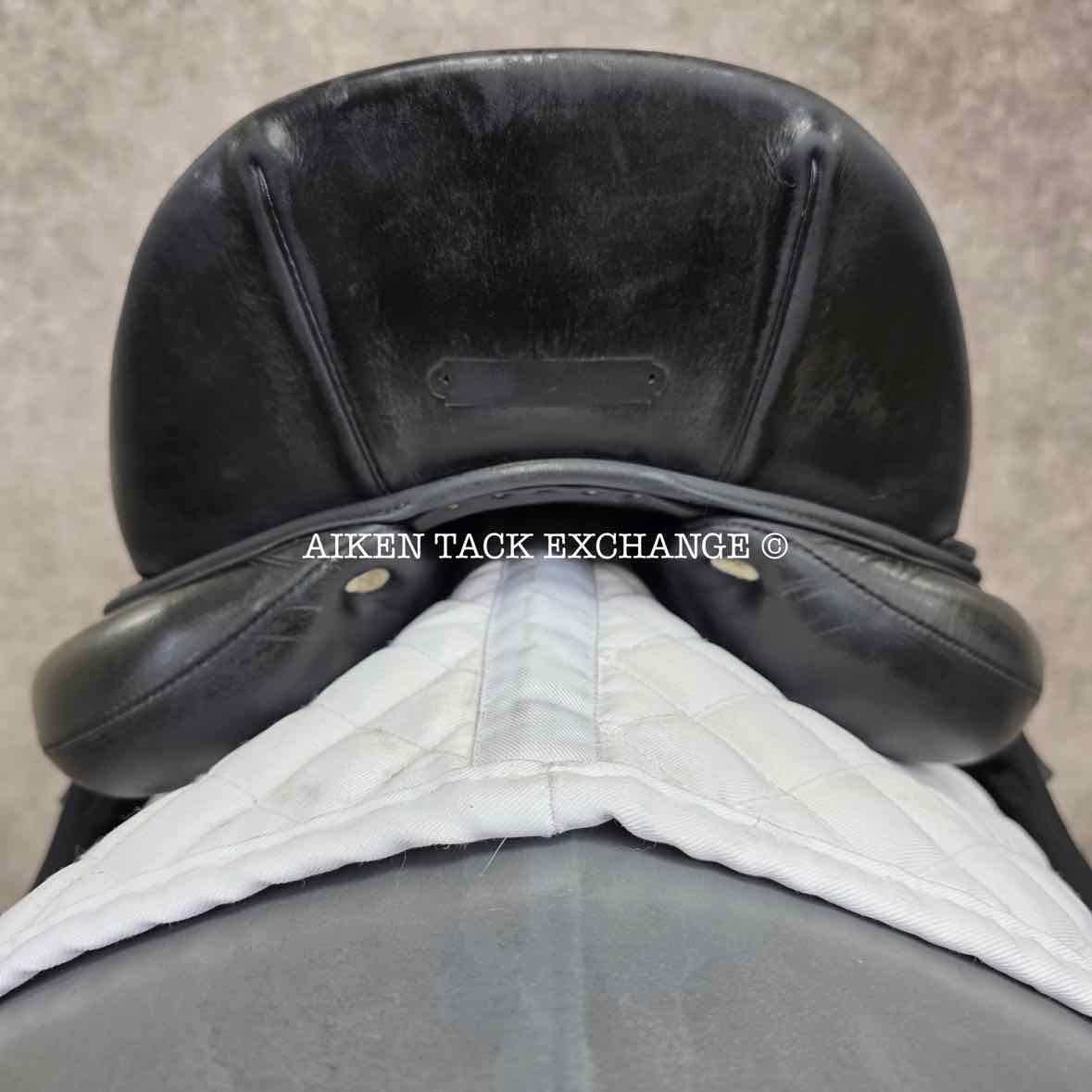 2016 Antares Cadence Monoflap Dressage Saddle, 17" Seat, 3D Flap, Medium Wide Tree, Foam Panels, Full Buffalo Leather